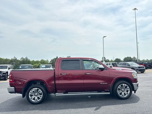 Used 2022 RAM 1500 Laramie AWD/4WD image 2