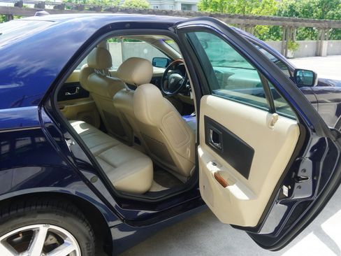 Used 2004 Cadillac CTS 3.6 w/ Preferred Equipment Group RWD image 38