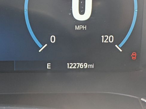 Used 2023 Ford F150 Platinum w/ Equipment Group 701A High image 26