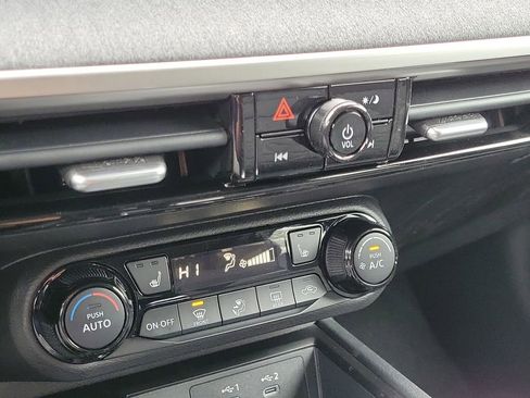 New 2026 Nissan Kicks SV FWD image 29