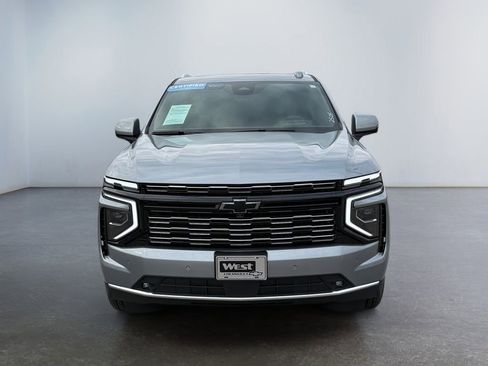 Certified 2025 Chevrolet Suburban High Country image 8