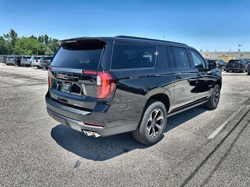 New 2026 GMC Yukon XL AT4 Ultimate w/ LPO, Floor Liner Package AWD/4WD image 11