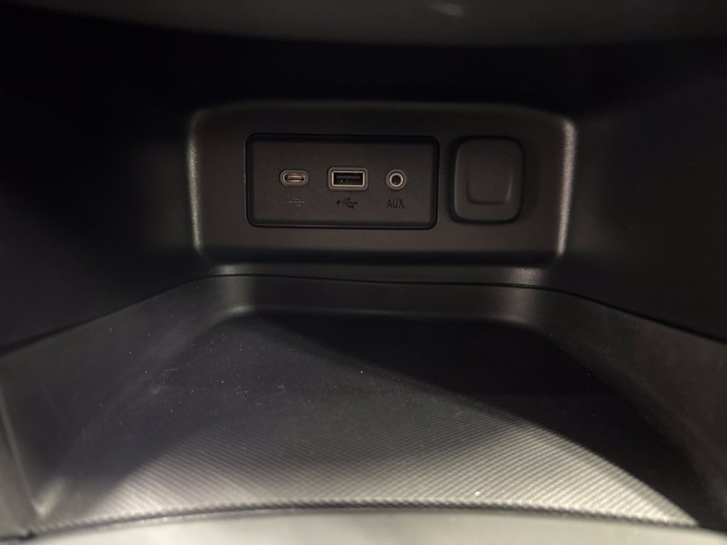 Used 2023 Chevrolet Equinox LT AWD/4WD image 20