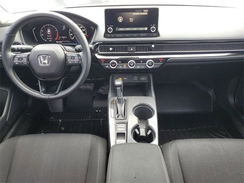 Used 2022 Honda Civic EX image 9
