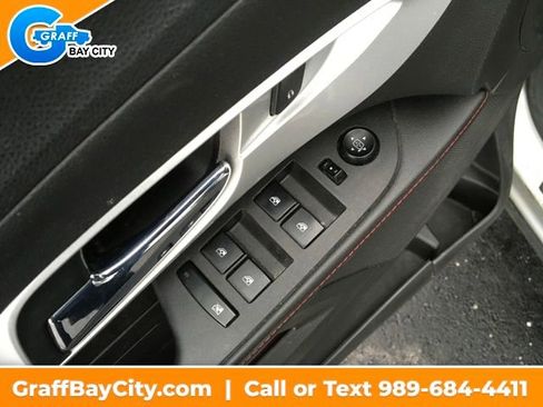 Used 2012 Chevrolet Equinox LT w/ Driver Convenience Package image 11