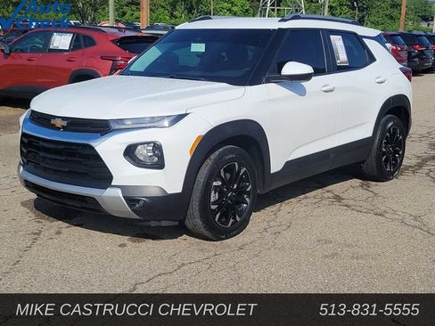 Used 2023 Chevrolet TrailBlazer LT FWD image 1