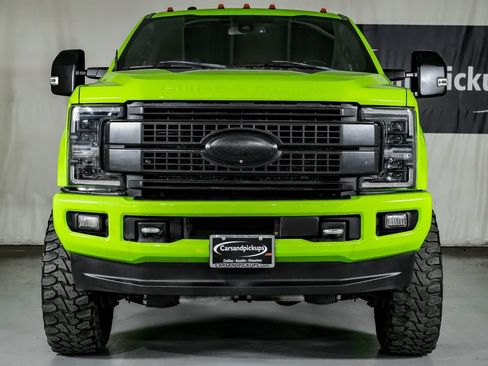 Used 2017 Ford F350 4x4 Crew Cab DRW Super Duty image 3