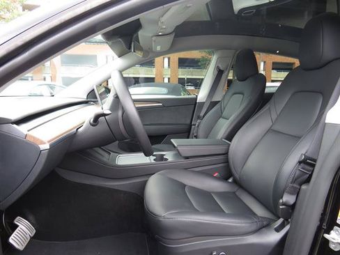 Used 2024 Tesla Model Y Performance AWD/4WD image 16