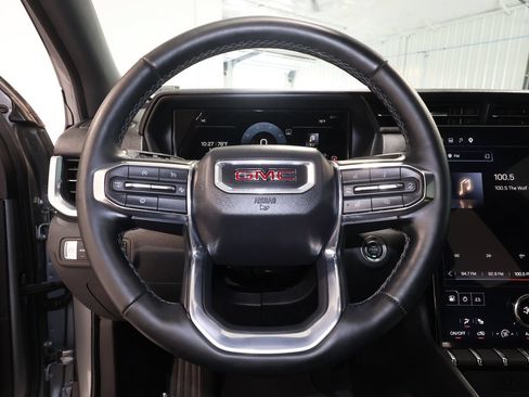 Certified 2025 GMC Terrain Elevation w/ Black Edition AWD/4WD image 10