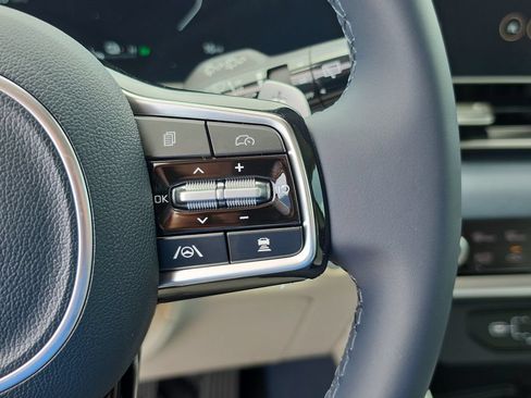 New 2026 Kia Carnival SX FWD image 32