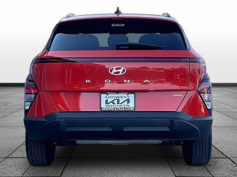 Used 2024 Hyundai Kona SEL AWD/4WD image 4