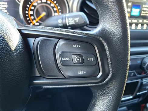 Used 2022 Jeep Wrangler Sport image 27