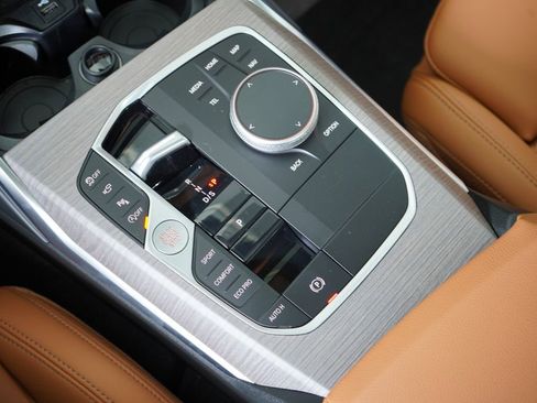 New 2026 BMW 330i xDrive 330i xDrive w/ Premium Package image 19