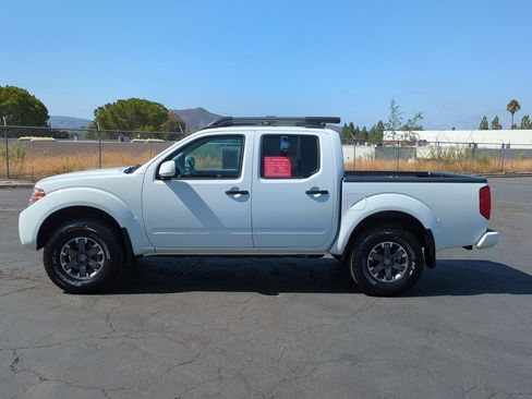 Certified 2020 Nissan Frontier PRO-4X image 9
