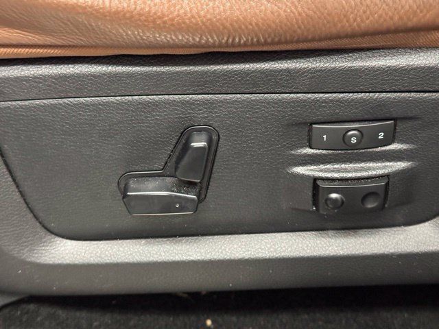 Used 2015 RAM 1500 Laramie Longhorn w/ Convenience Group AWD/4WD image 19