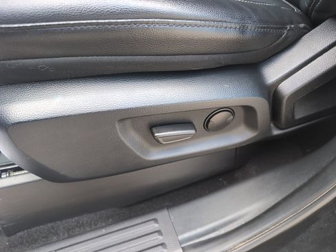 Used 2021 Ford Ranger Lariat w/ Trailer Tow Package image 14