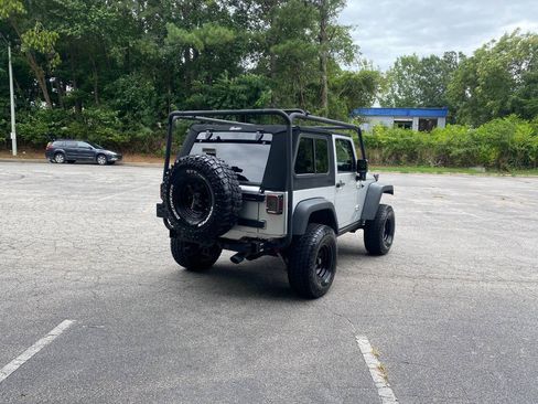 Used 2012 Jeep Wrangler Sport AWD/4WD image 5