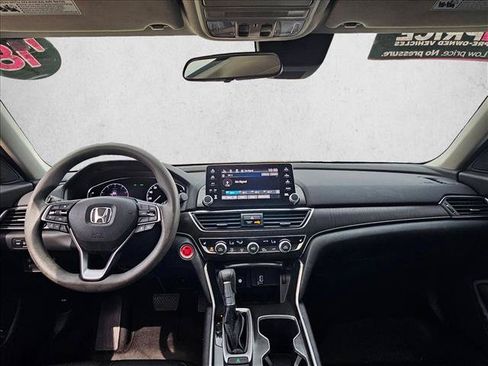 Used 2018 Honda Accord EX image 13