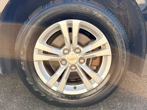 Used 2012 Chevrolet Equinox LS FWD image 24
