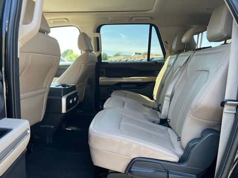 Used 2024 Ford Expedition Max Limited image 11