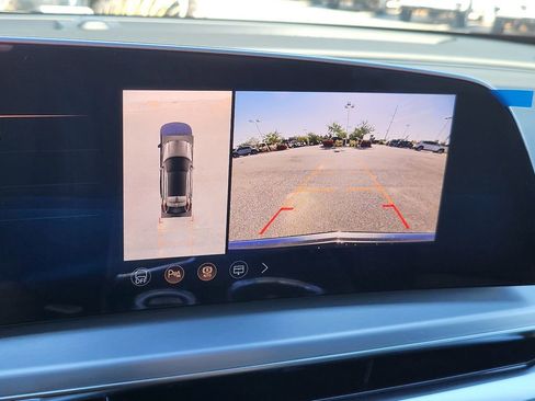 New 2026 Cadillac Lyriq Luxury image 24