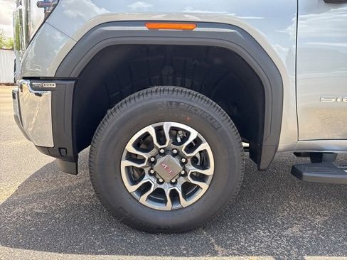 New 2025 GMC Sierra 2500 SLT w/ Texas SLT Premium Package image 10