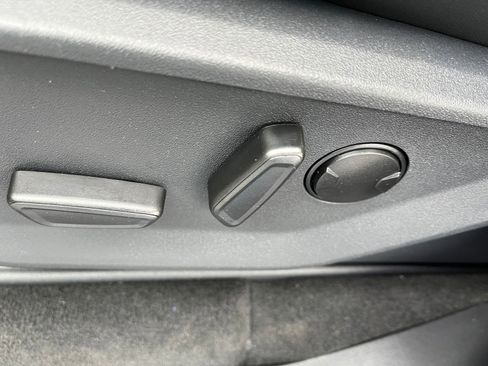 New 2025 Ford Expedition Max Platinum w/ Stealth Performance Package image 19