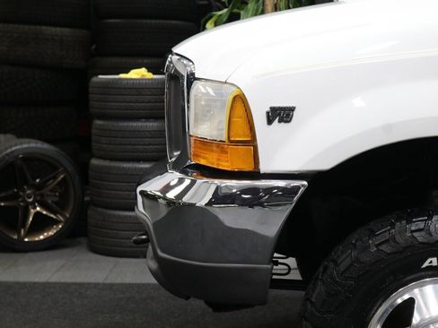 Used 2001 Ford F350 Lariat image 56
