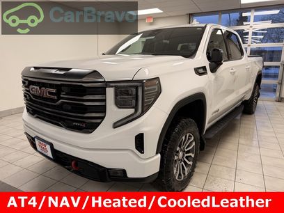 Used 2022 GMC Sierra 1500 AT4 w/ AT4 Preferred Package