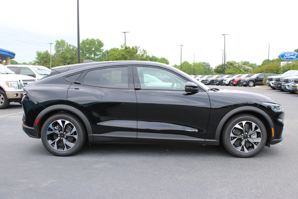 New 2026 Ford Mustang Mach-E Select w/ Comfort Package Lite RWD image 19