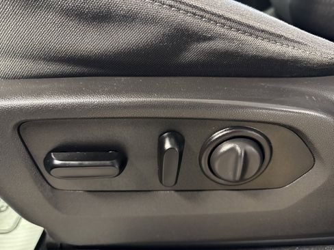 Used 2021 GMC Sierra 1500 Elevation w/ X31 Off-Road Package image 23