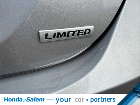 Used 2014 Hyundai Elantra Limited w/ Option Group 03 FWD image 7