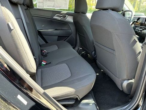 New 2026 Kia Sportage LX FWD image 43