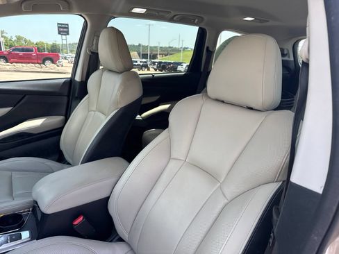 Used 2020 Subaru Ascent Limited w/ Popular Package #3 AWD/4WD image 14