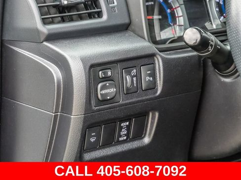 Used 2017 Toyota 4Runner Limited AWD/4WD image 60