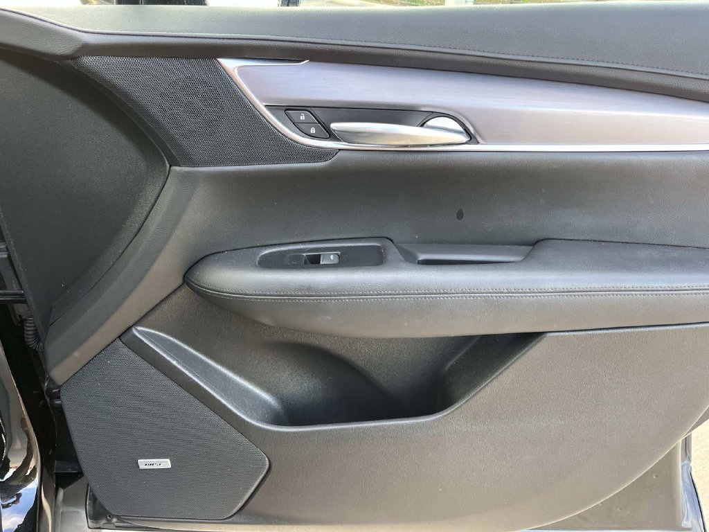 Used 2019 Cadillac XT5 Luxury FWD image 25