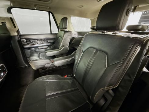 Used 2020 Ford Expedition Platinum image 30