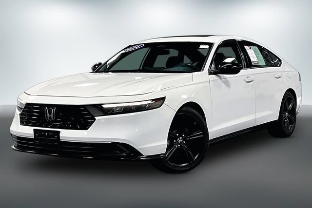 Used 2024 Honda Accord Sport image 3