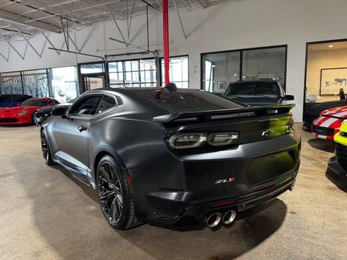 Used 2020 Chevrolet Camaro ZL1 RWD image 4
