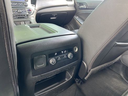 Used 2018 Chevrolet Tahoe LT image 16