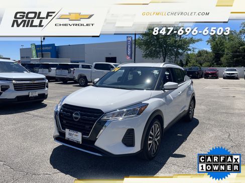 Used 2024 Nissan Kicks SV FWD image 1