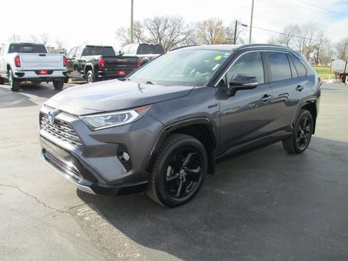 Used 2020 Toyota RAV4 XSE image 9