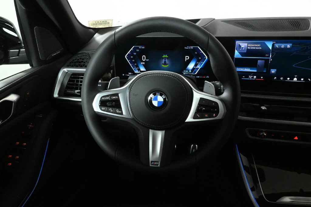 Used 2026 BMW X5 xDrive40i w/ M Sport Package AWD/4WD image 18