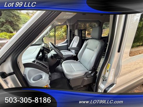 Used 2017 Ford Transit 150 XL image 16