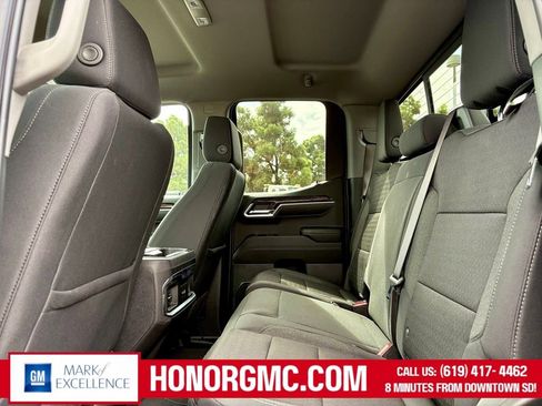 Used 2025 GMC Sierra 1500 Elevation w/ Preferred Package image 18