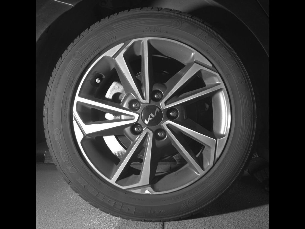 Used 2023 Kia Forte LXS w/ LXS Technology Package FWD image 12