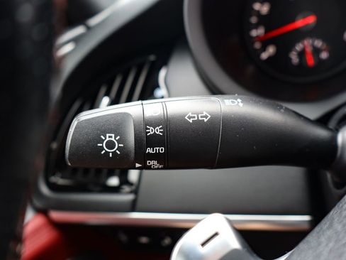 Used 2021 Kia Stinger GT2 image 26