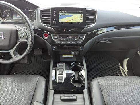 Used 2023 Honda Passport Elite image 14