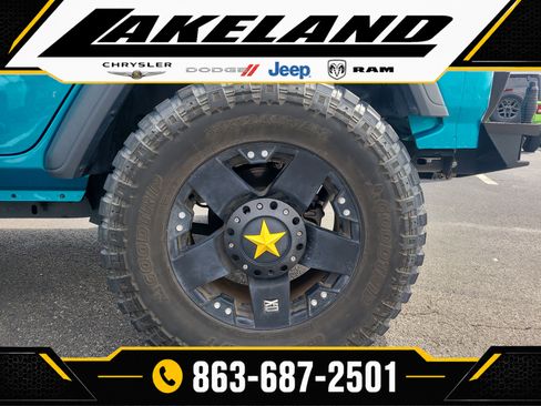 Used 2024 Jeep Wrangler Unlimited Sport AWD/4WD image 8