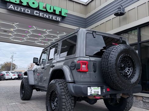 Used 2019 Jeep Wrangler Unlimited Rubicon image 37